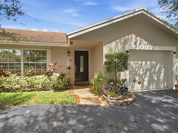 2nd image of 8421 NW 45th St