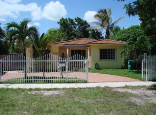 6853 SW 39th St, Miami, FL 33155