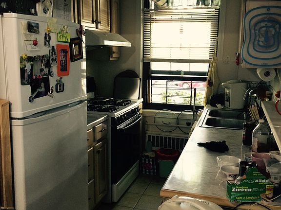 3rd image of 134-00 Jewel Ave #1