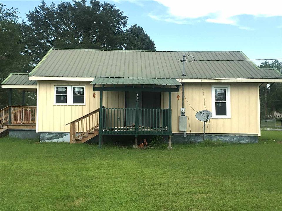 1st image of 213 Coffey Dr NE