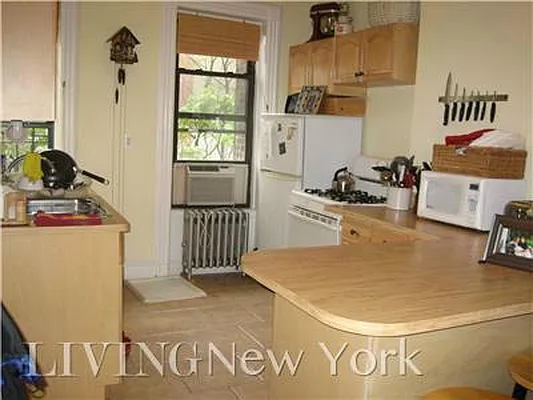 Rented by Living New York | media 18