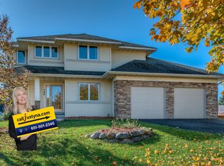 766 New Century Blvd S, Maplewood, MN 55119