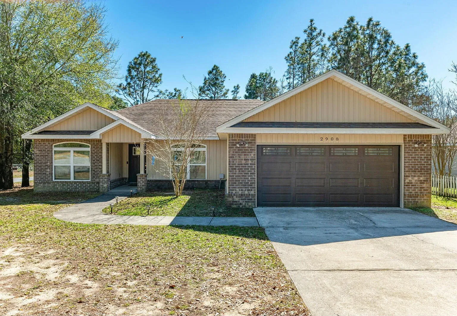 4 bed, 2.0 bath, 1526 sqft, $1,945 — Photo 1