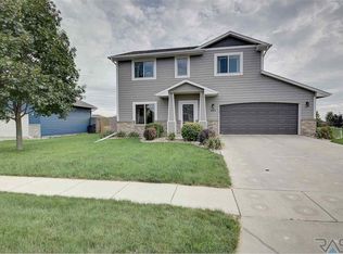 803 Hemlock St, Harrisburg, SD 57032