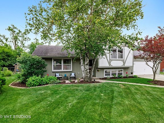 2nd image of 865 Marston Ct