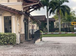 3055 NW 102nd Path, Doral, FL 33172