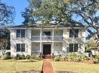 207 William St, Mount Pleasant, SC 29464