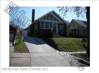 1927 S 36th St, Omaha, NE 68105