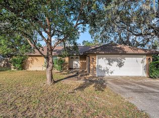 7395 Holiday Dr, Spring Hill, FL 34606