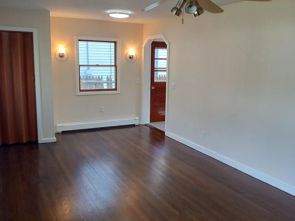 12 Stuyvesant Rd