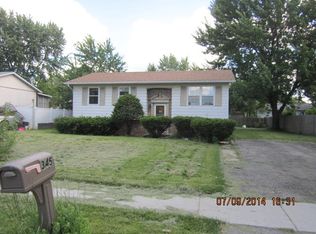 345 Hanover Dr, Bolingbrook, IL 60440