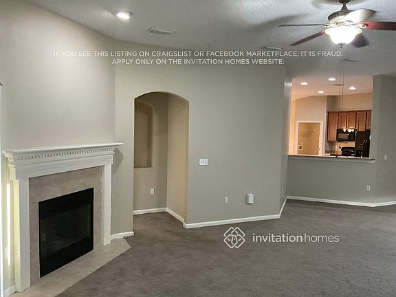 3rd image of 3762 Timberline Dr