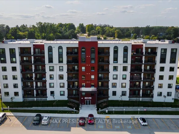 10 Culinary Ln #106, Barrie, ON L9J 0K2