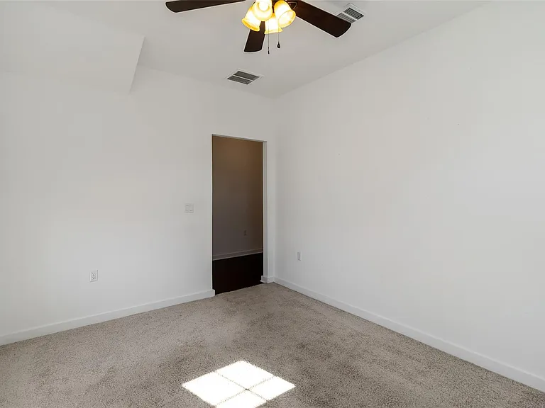 7407 Grenadine Bloom Bnd — Photo 17