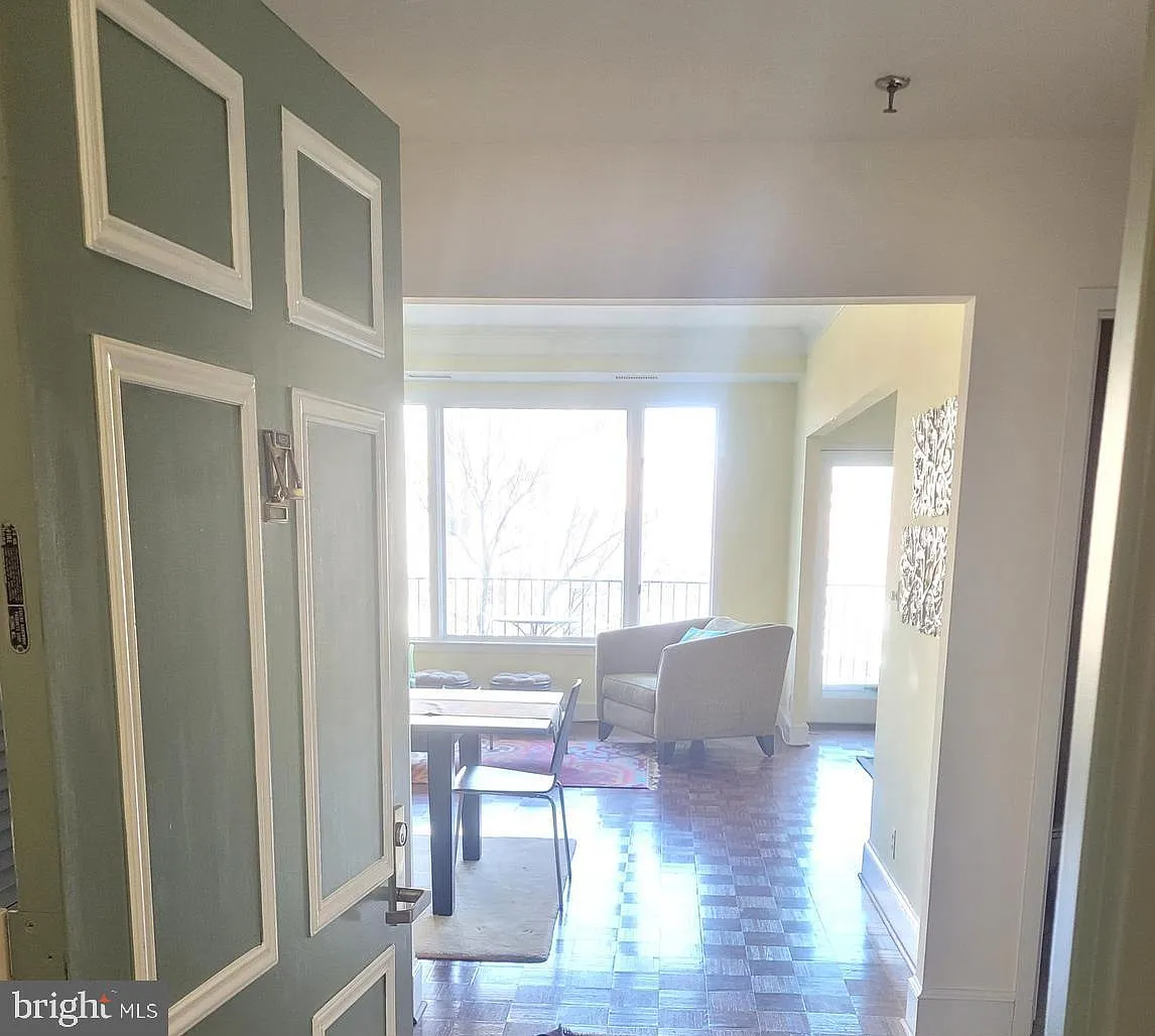 8101 Conn Ave — Photo 3