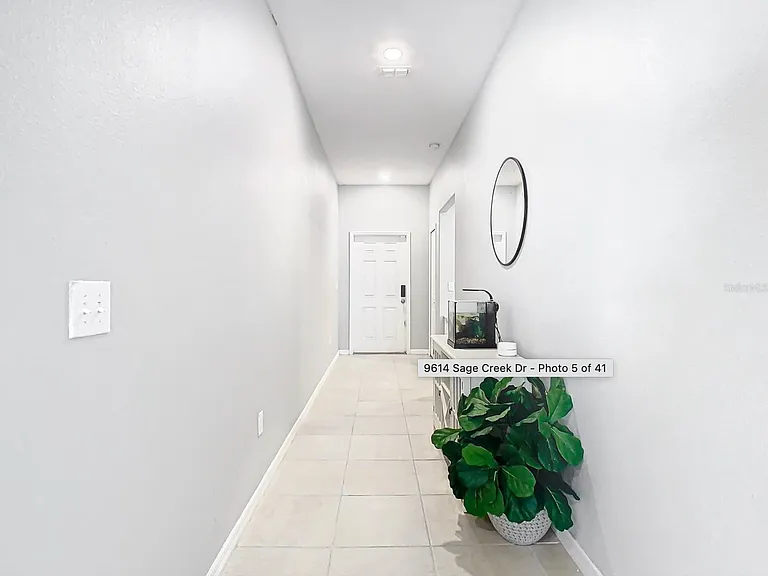 9614 Sage Creek Dr — Photo 4