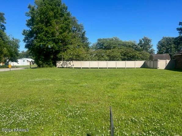 801 Flambant Dr, Broussard, LA 70518