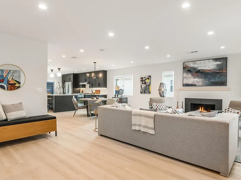 3840 Somerset Dr — Photo 5