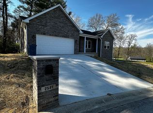 2581 Bradley Ct, Terre Haute, IN
