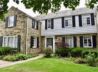 1245 Cochran Rd, Pittsburgh, PA 15243