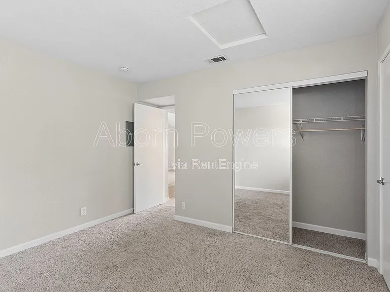 3180 Country Club Dr #3B — Photo 7