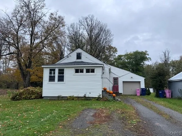 4923 Randel Rd, Oneida, NY 13421