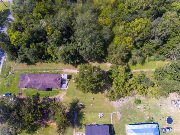 2084 Church Ln, Vacherie, LA 70090