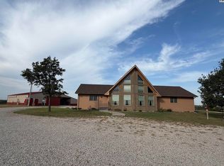 2211 14th Ave, Lindsborg, KS 67456