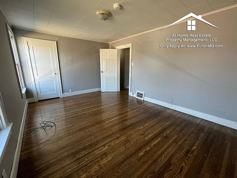 837 Nichols St — Photo 18