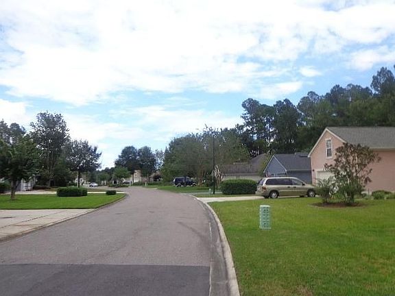 2nd image of 815 Westminster Dr