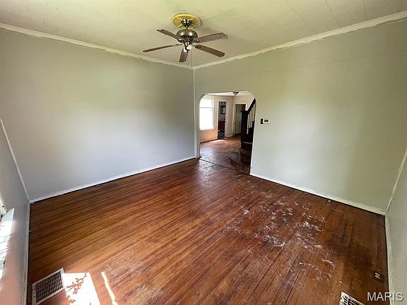 5th image of 721 N Franklin St