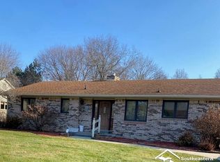 14986 Kay Dr, Monroe, MI 48161