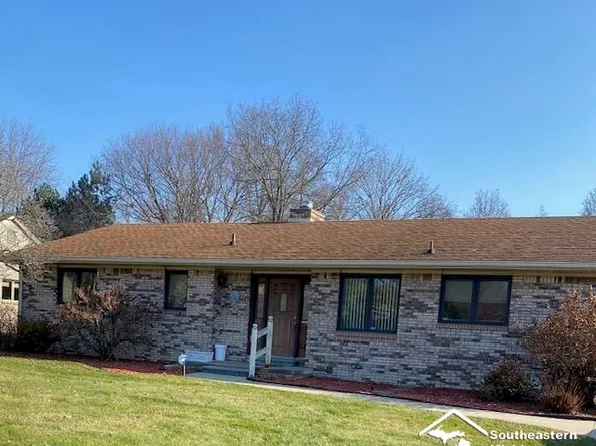 14986 Kay Dr, Monroe, MI 48161