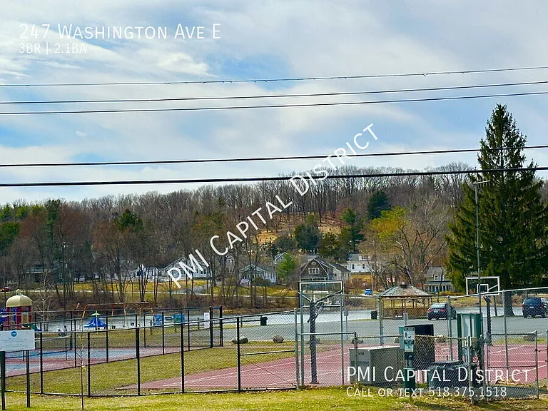 247 Washington Ave E — Photo 55