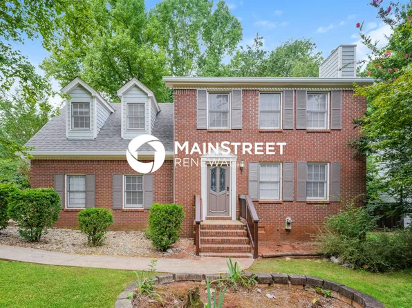 1074 Realm Ln, Lawrenceville, GA 30044