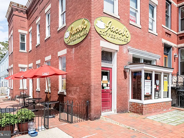 1302 E Capitol St NE #B — Photo 20