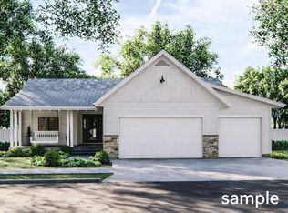 530 Davis Blvd, Akron, IA 51001