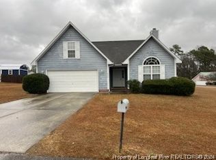 322 Somerset Dr, Raeford, NC 28376