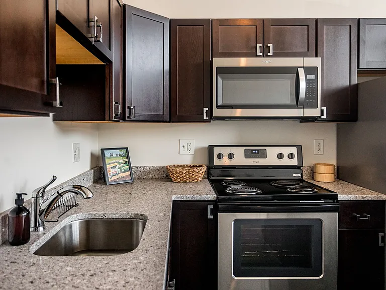 Garfield Lofts — Photo 66