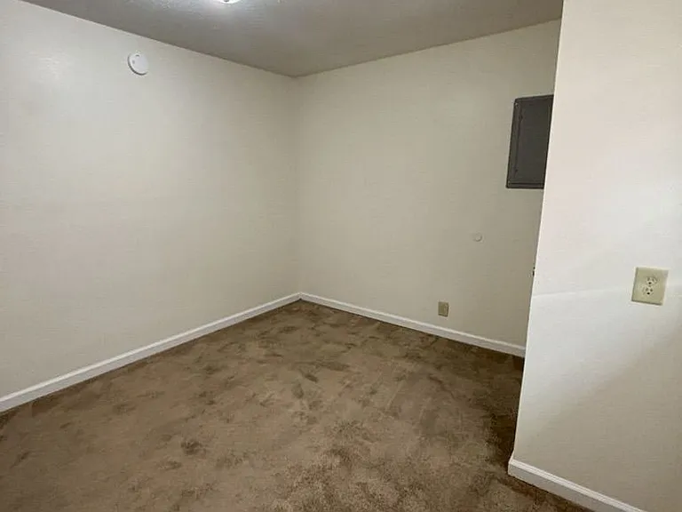 500 Skyline Dr Unit 16 — Photo 57