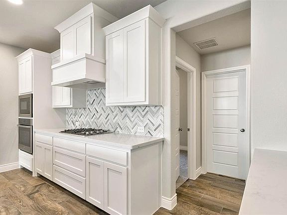 2nd image of 8540 Holliday Creek Way