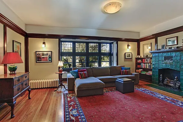 Rented by Corcoran | media 39