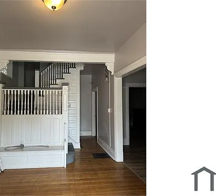 5 bed, 2600 sqft, $2,850 — Photo 2