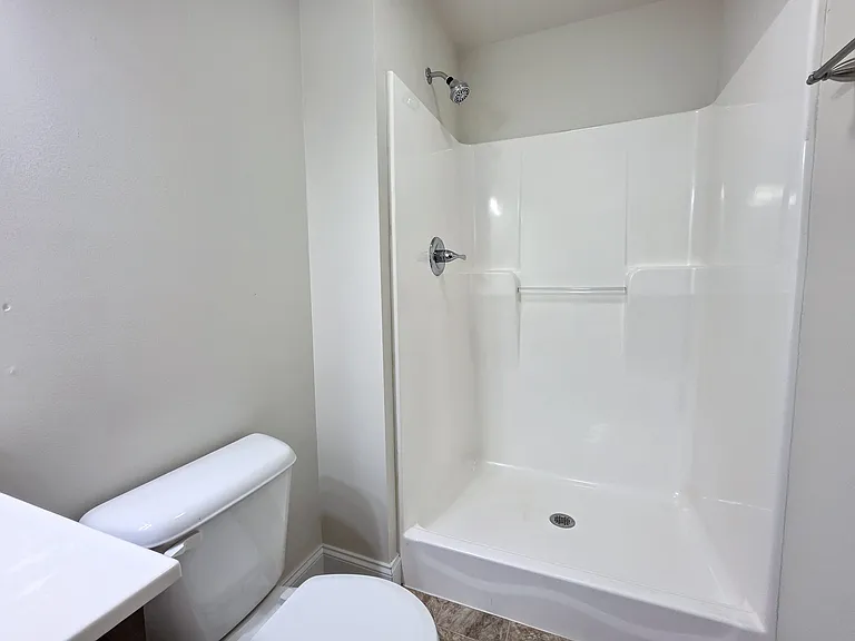 107 Cedarwood Dr — Photo 17