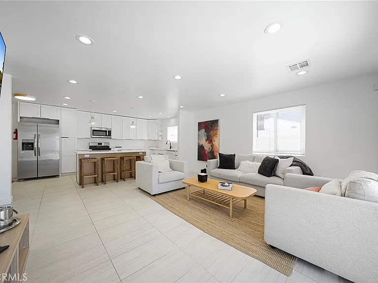 373 W Avenida Cerca — Photo 10
