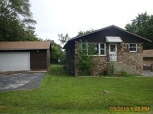 1st image of 1523 Round Lake Dr