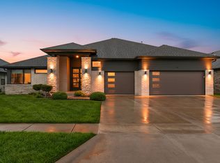 711 N Greer Ave, Nixa, MO 65714