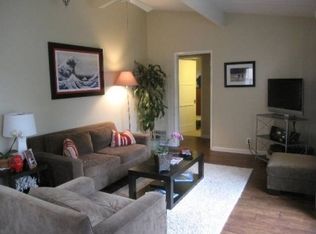 834 3rd St, Encinitas, CA 92024