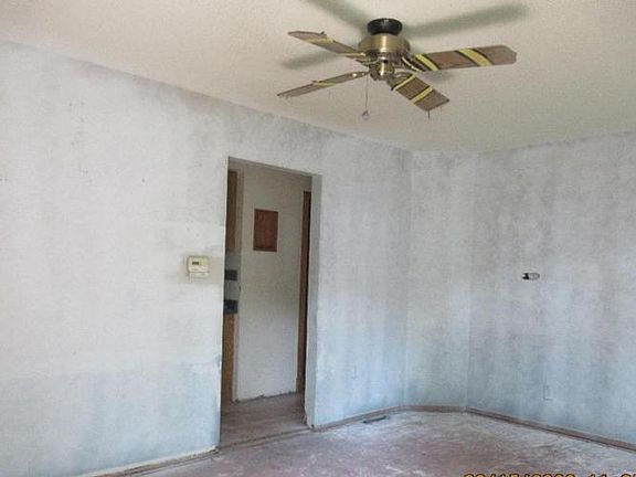 3rd image of 1012 1st Ave