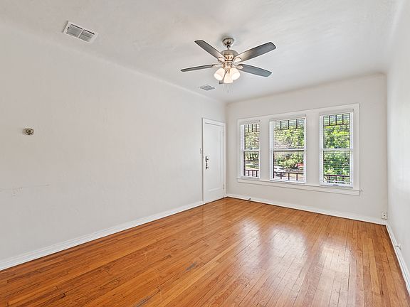 2nd image of 412 E Huisache Ave APT 2